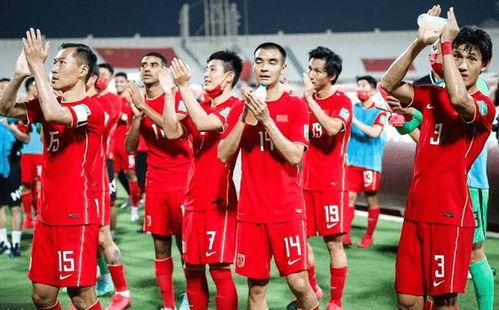 国足厨师爆料真假视频,揭秘视频背后的真相与争议  第2张